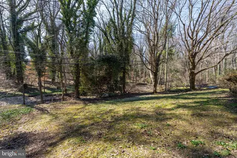 Exterior - 6732 Glenkirk Rd, Baltimore, MD 21239 photo 7 of 10