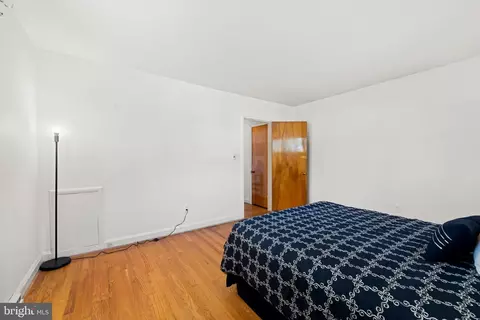 Bedroom - 6732 Glenkirk Rd, Baltimore, MD 21239 photo 2 of 6