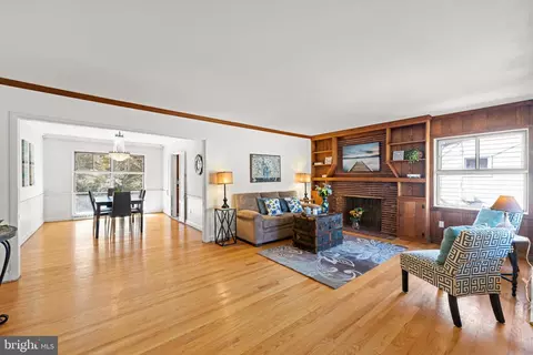 6732 Glenkirk Rd, Baltimore, MD 21239