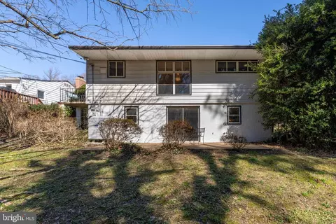 Exterior - 6732 Glenkirk Rd, Baltimore, MD 21239 photo 5 of 10