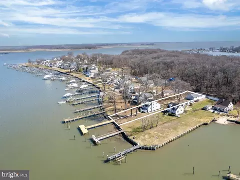 View/Area - 3812 New Section Rd, Middle River, MD 21220 photo 6 of 15