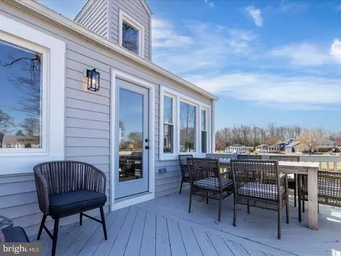 Exterior - 3812 New Section Rd, Middle River, MD 21220 photo 2 of 7