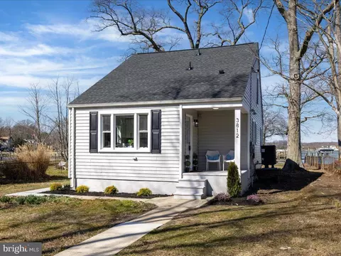 Exterior - 3812 New Section Rd, Middle River, MD 21220 photo 1 of 7