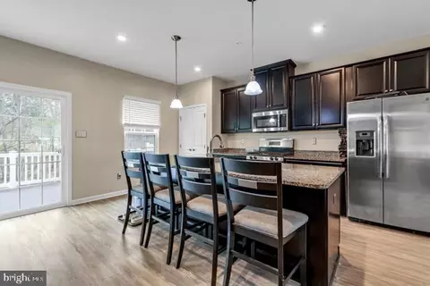 1833 Wind Gate Rd, Halethorpe, MD 21227 photo 6