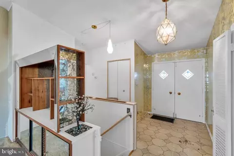 Entry Way - 3306 Lauri Rd, Windsor Mill, MD 21244 photo 1 of 3