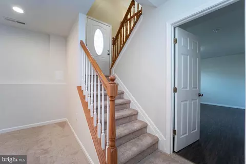 Entry Way - 1702 Park Ave, Halethorpe, MD 21227 photo 3 of 3