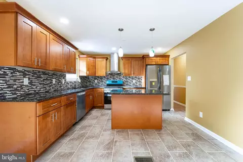 Kitchen - 1702 Park Ave, Halethorpe, MD 21227 photo 2 of 5