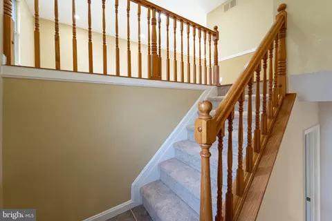 Entry Way - 1702 Park Ave, Halethorpe, MD 21227 photo 2 of 3