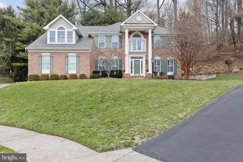 18 Spring Knoll Ct, Lutherville Timonium, MD 21093