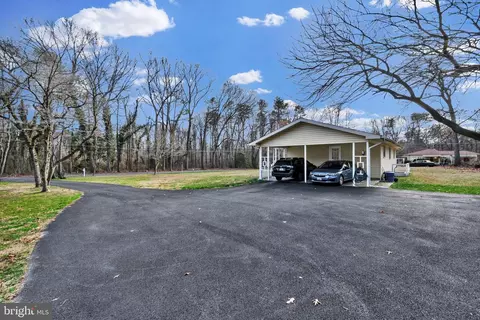 Exterior - 1004 Hillpine Rd, Middle River, MD 21220 photo 5 of 9
