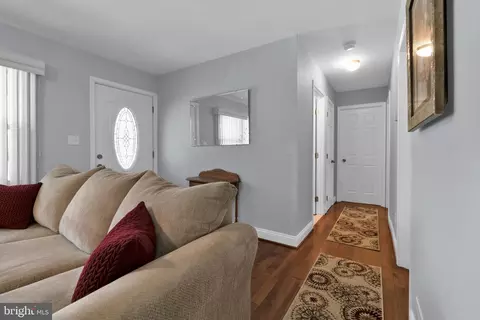 Living - 1004 Hillpine Rd, Middle River, MD 21220 photo 3 of 6