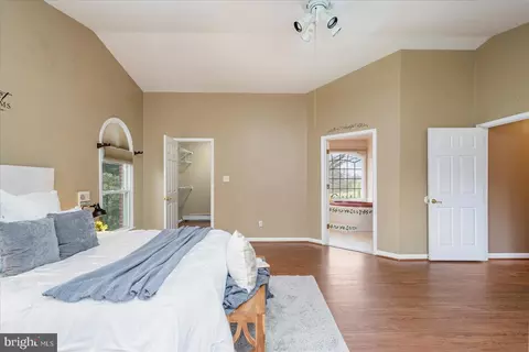Bedroom - 13801 Baldwin Mill Rd, Baldwin, MD 21013 photo 6 of 11