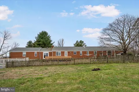 Exterior - 13801 Baldwin Mill Rd, Baldwin, MD 21013 photo 8 of 12