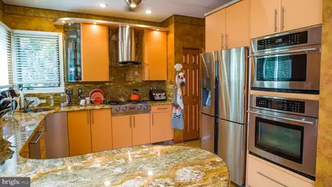 112 Lancefield Rd, Baltimore, MD 21209 photo 15