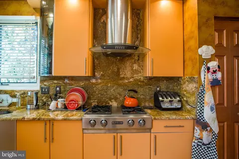 112 Lancefield Rd, Baltimore, MD 21209 photo 18