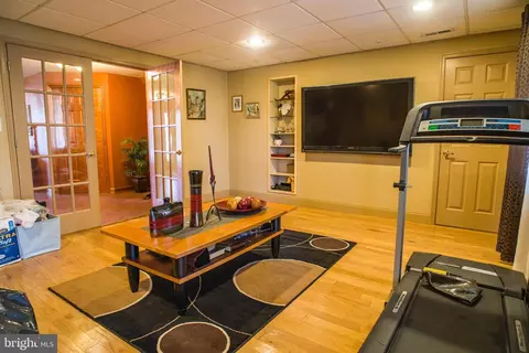 112 Lancefield Rd, Baltimore, MD 21209 photo 13