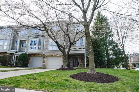 112 Lancefield Rd, Baltimore, MD 21209