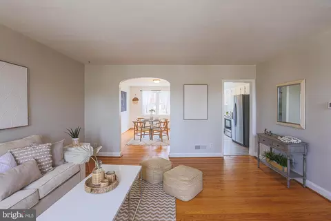 Living - 111 Stanmore Rd, Baltimore, MD 21212 photo 2 of 6