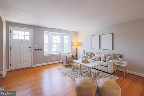 Living - 111 Stanmore Rd, Baltimore, MD 21212 photo 6 of 6