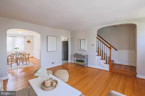 Living - 111 Stanmore Rd, Baltimore, MD 21212 photo 3 of 6