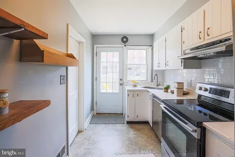 Kitchen - 111 Stanmore Rd, Baltimore, MD 21212 photo 3 of 7