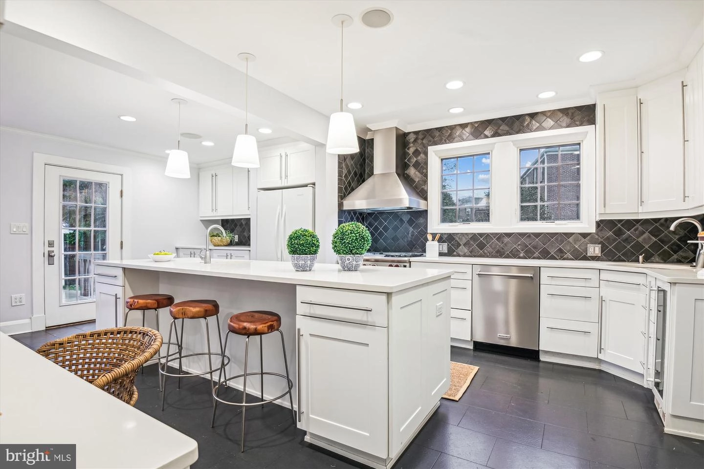 Kitchen - 6416 Pinehurst Rd, Baltimore, MD 21212 photo 1 of 6