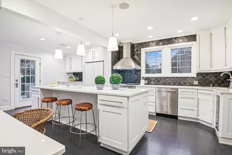 Kitchen - 6416 Pinehurst Rd, Baltimore, MD 21212 photo 1 of 6
