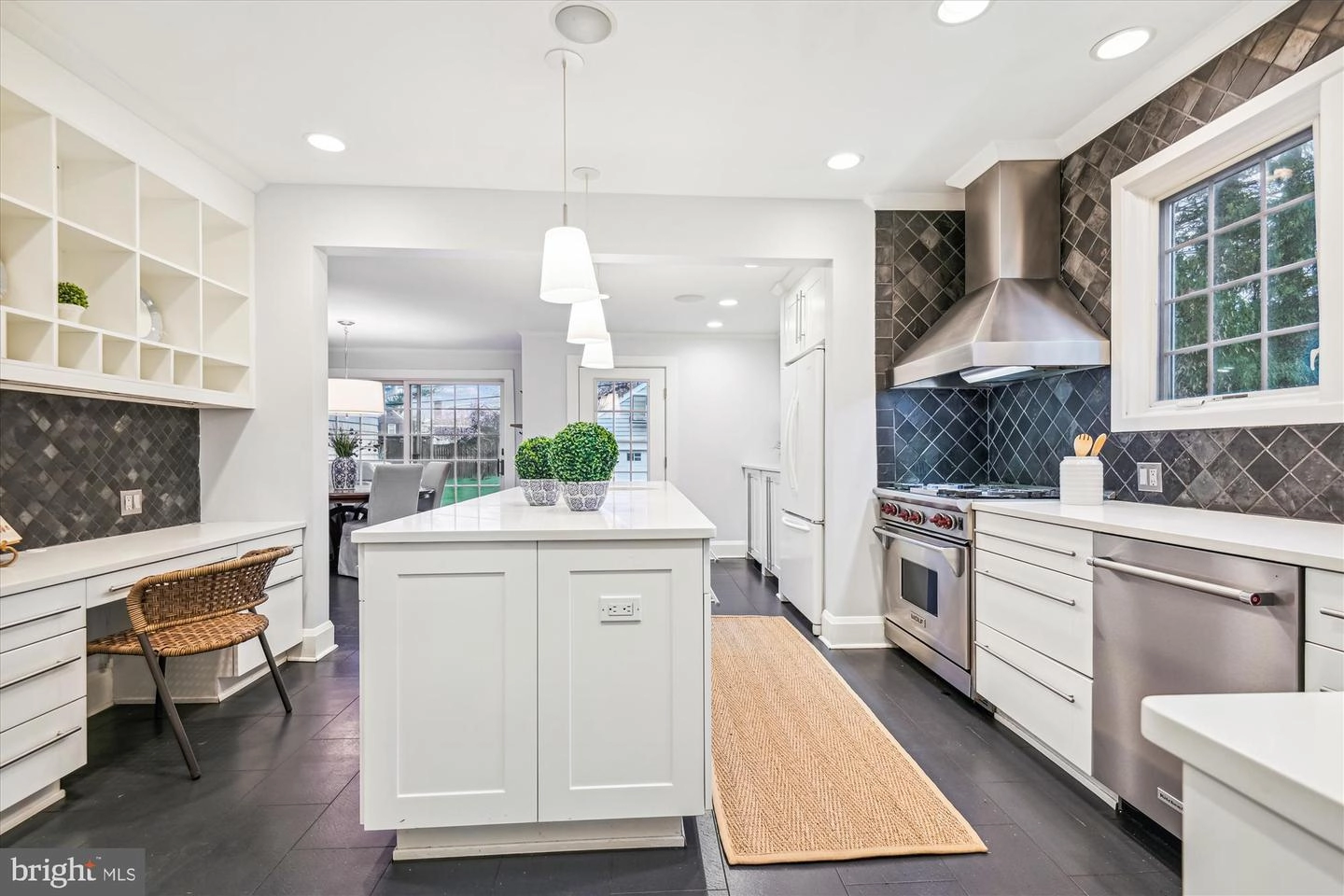 Kitchen - 6416 Pinehurst Rd, Baltimore, MD 21212 photo 5 of 6