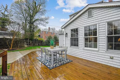 Exterior - 6416 Pinehurst Rd, Baltimore, MD 21212 photo 30 of 32