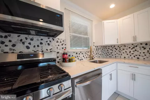 Kitchen - 5420 Radecke Ave, Baltimore, MD 21206 photo 2 of 2