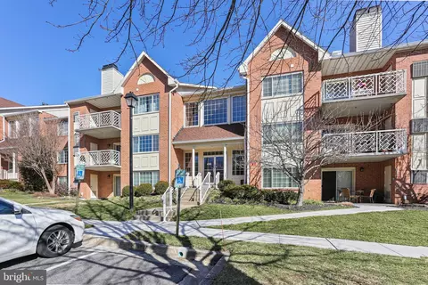 406 Rockfleet Rd #201, Lutherville Timonium, MD 21093