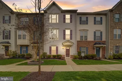 805 Foxleigh Way, Middle River, MD 21220