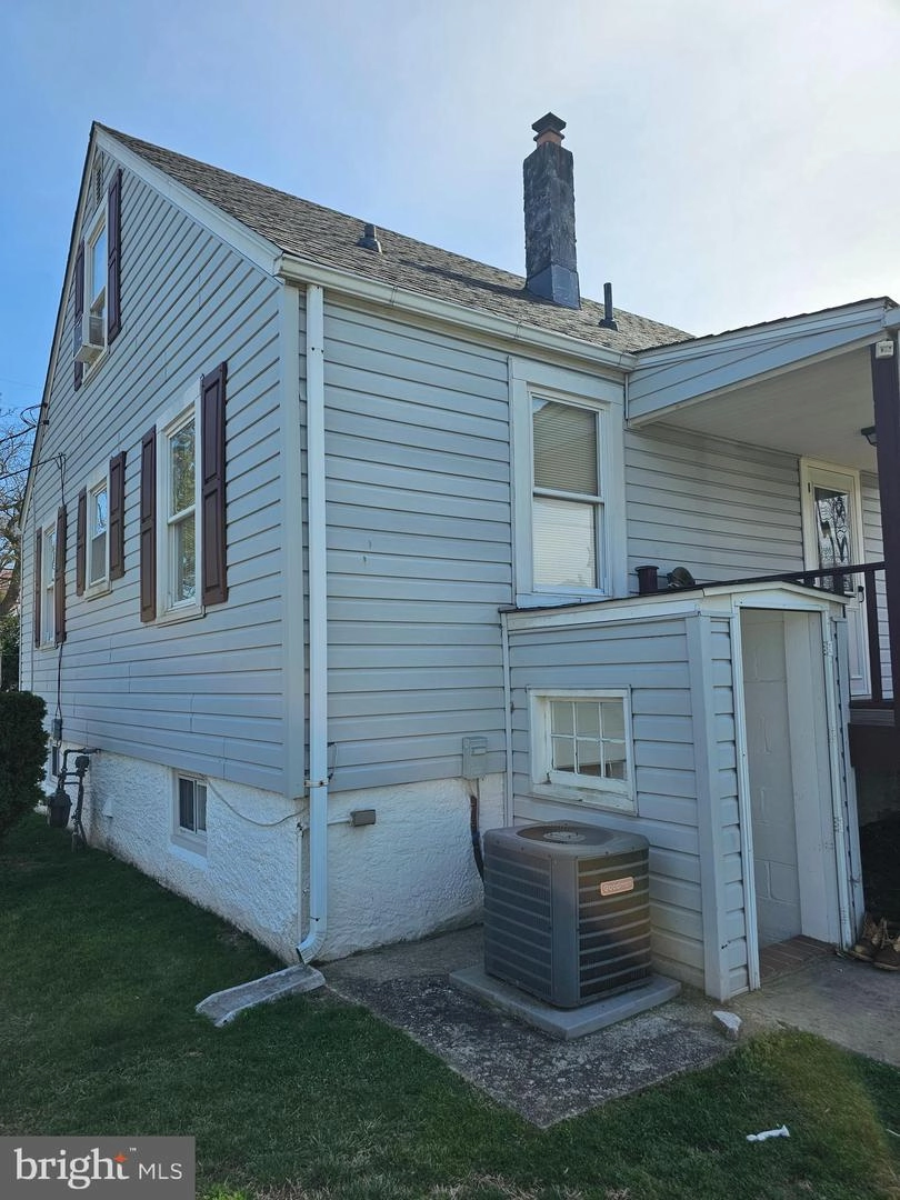 Exterior - 7602 Riddle Ave, Baltimore, MD 21224 photo 3 of 8