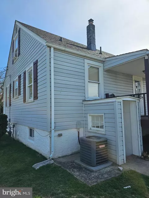 Exterior - 7602 Riddle Ave, Baltimore, MD 21224 photo 3 of 8