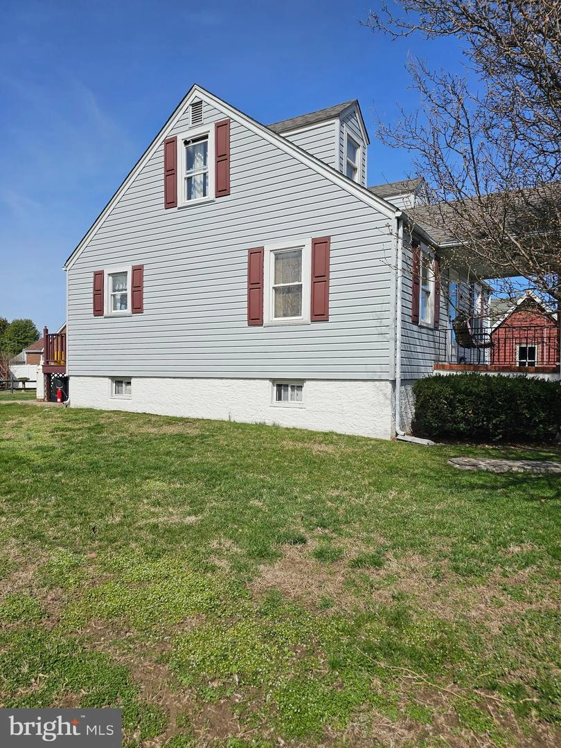 Exterior - 7602 Riddle Ave, Baltimore, MD 21224 photo 6 of 8