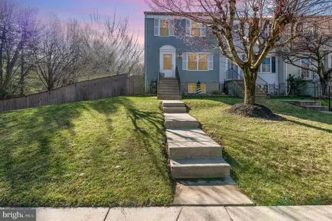 2023 Newhaven Dr, Essex, MD 21221