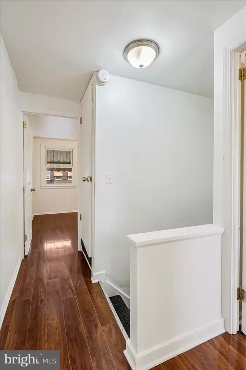 Entry Way - 411 Maple Ln, Dundalk, MD 21222 photo 3 of 3