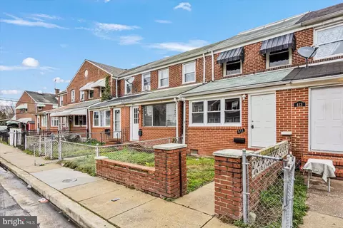 Exterior - 411 Maple Ln, Dundalk, MD 21222 photo 2 of 3