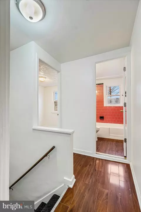 Entry Way - 411 Maple Ln, Dundalk, MD 21222 photo 2 of 3