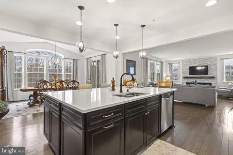 418 Crystal Downs Ct, Owings Mills, MD 21117