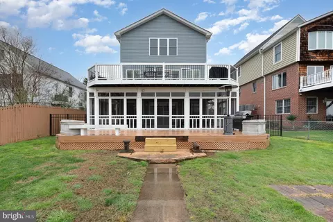 Exterior - 3821 Clarks Pt, Middle River, MD 21220 photo 8 of 8