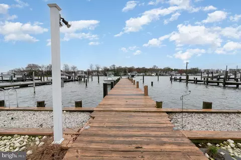 View/Area - 3821 Clarks Pt, Middle River, MD 21220 photo 1 of 1