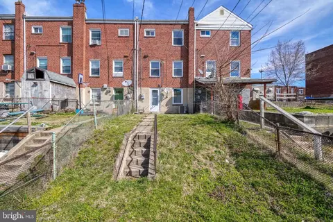 Exterior - 974 Elton Ave, Baltimore, MD 21224 photo 4 of 5