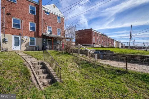 Exterior - 974 Elton Ave, Baltimore, MD 21224 photo 3 of 5