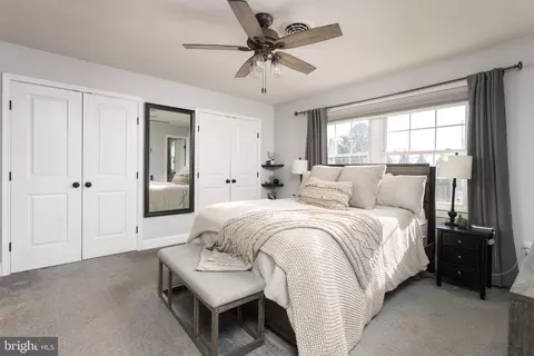 Bedroom - 17205 Falls Rd, Upperco, MD 21155 photo 4 of 6