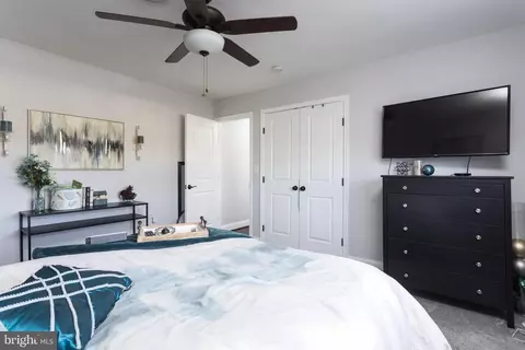 Bedroom - 17205 Falls Rd, Upperco, MD 21155 photo 3 of 6