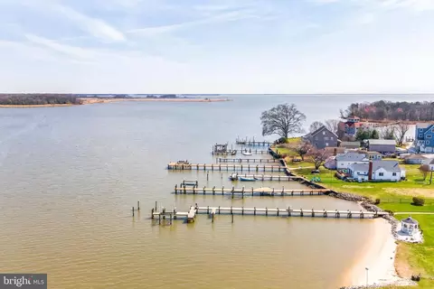 View/Area - 3944 New Section, Middle River, MD 21220 photo 6 of 14