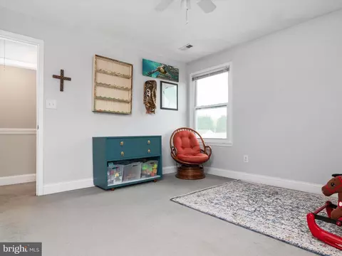 Bedroom - 6919 Gunder Ave, Middle River, MD 21220 photo 6 of 7