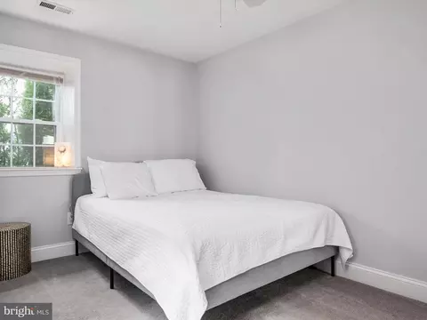 Bedroom - 6919 Gunder Ave, Middle River, MD 21220 photo 1 of 7