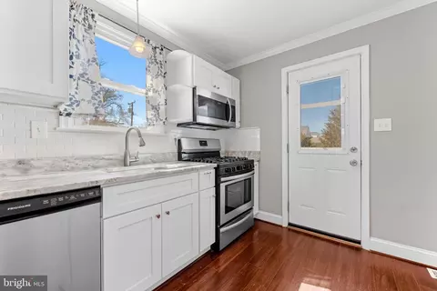 Kitchen - 610 Meyers Dr, Catonsville, MD 21228 photo 1 of 2